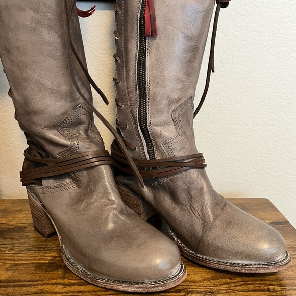 Freebird Coal Gray And Brown Boots 11 - Picture 10 of 13